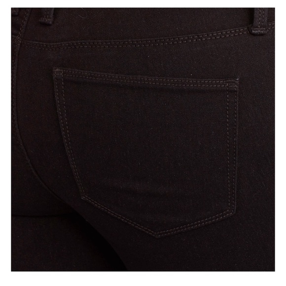 - Size 7 juniors skinny jeans - Picture 2 of 3